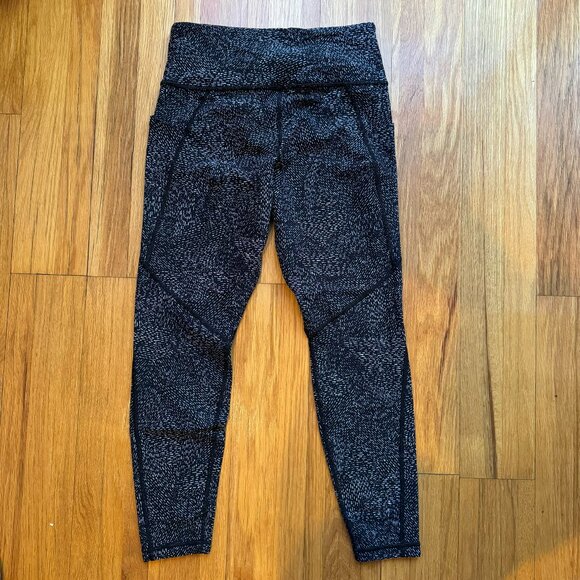 Athleta Salutation Stash Pocket Rainwater Tight, SP - Picture 6 of 6